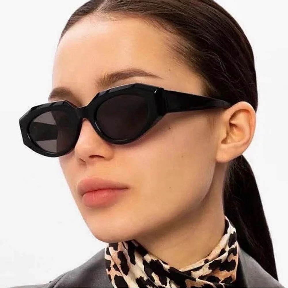 Ōvica Sunglass